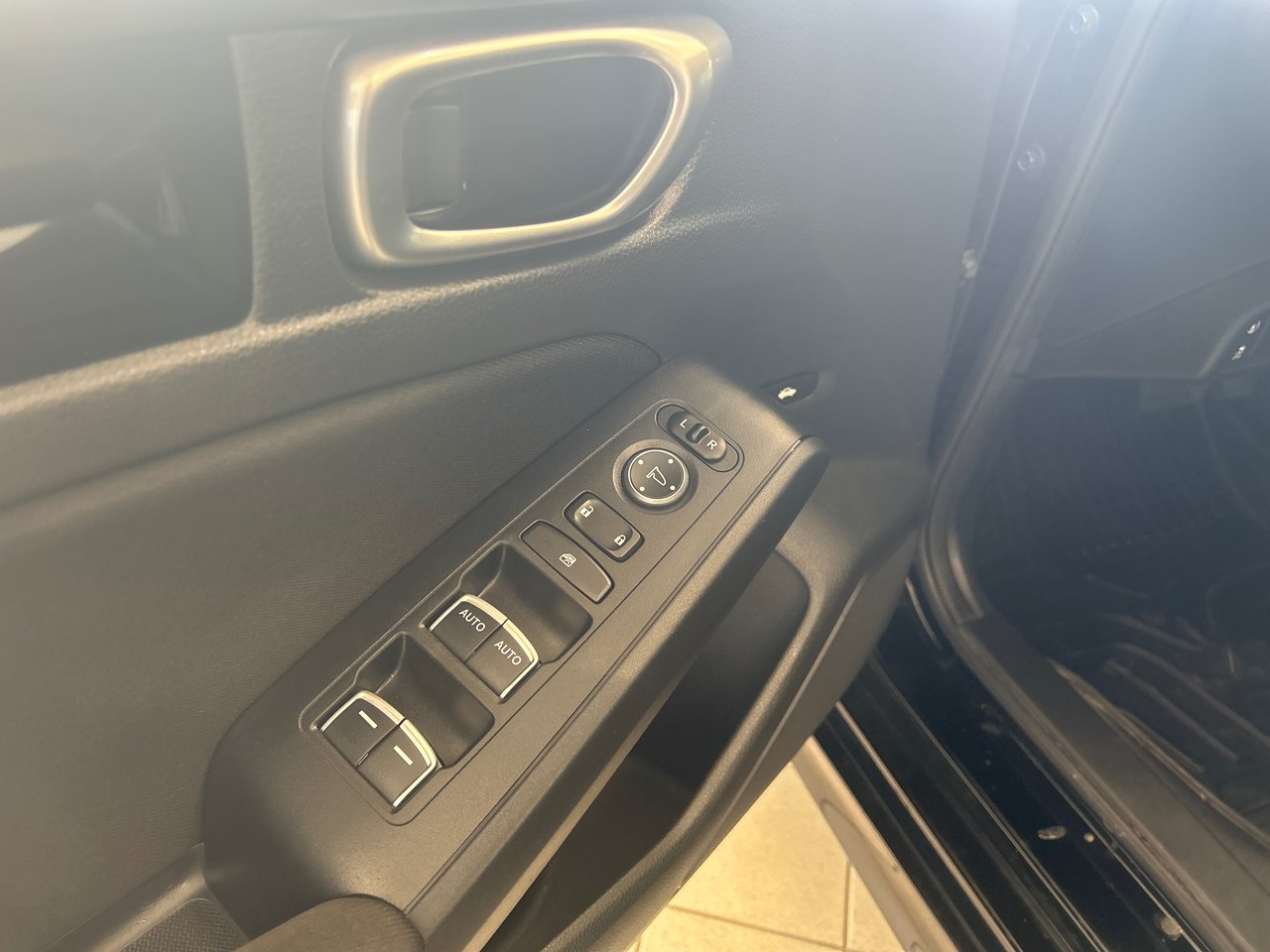 2023 Honda Civic Sedan - Image 20