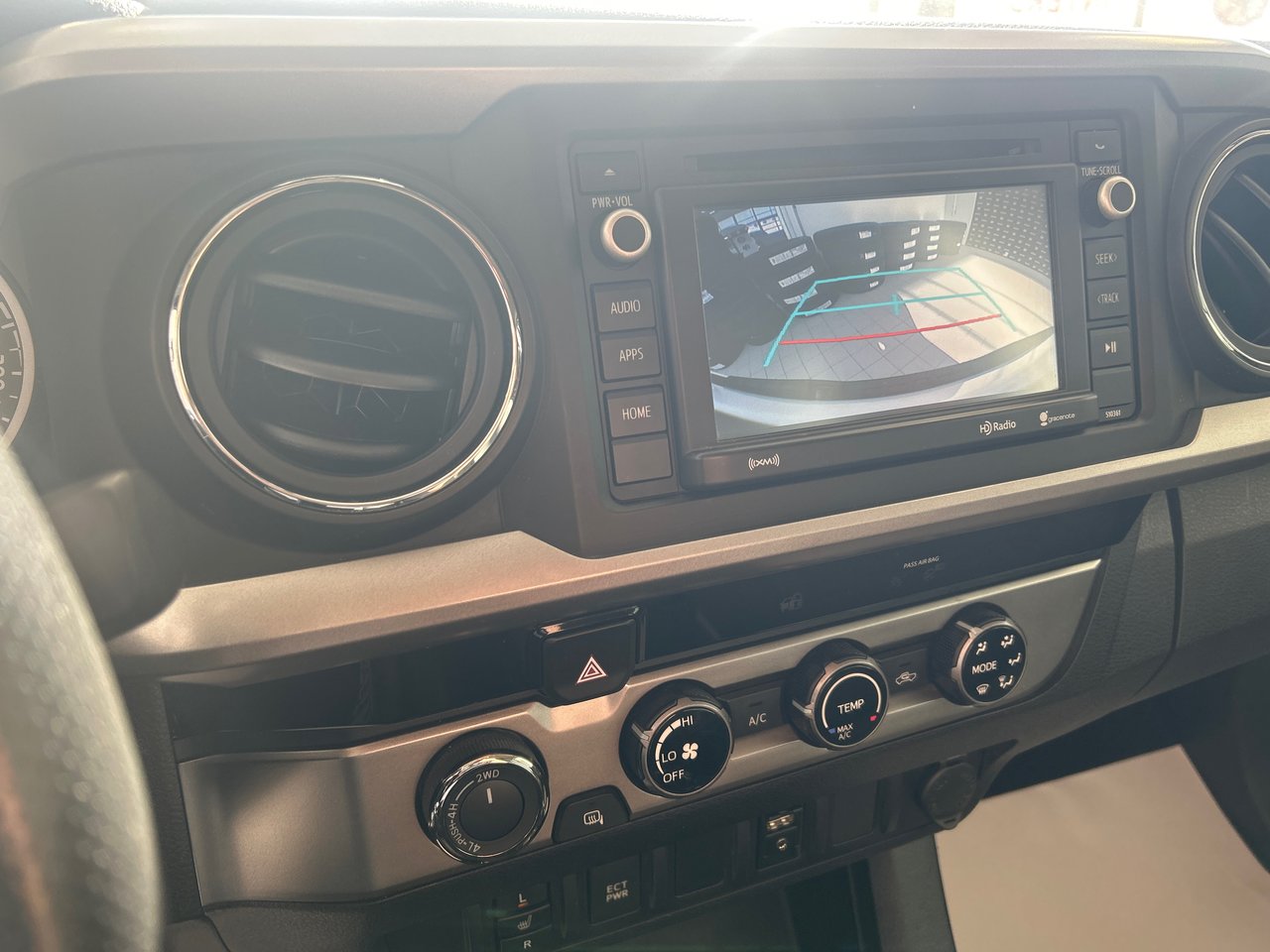 2018 Toyota Tacoma - Image 25