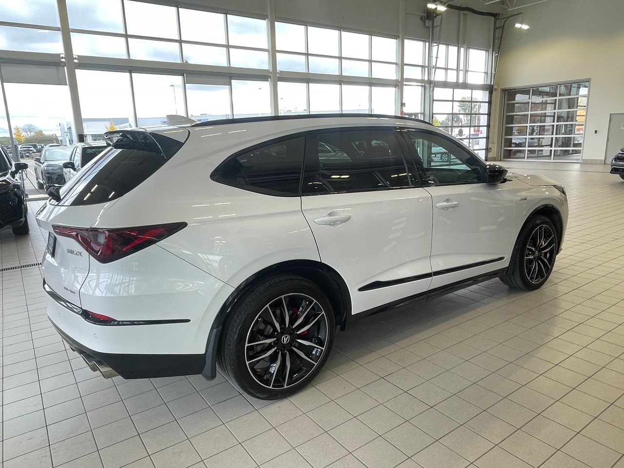 2024 Acura MDX - Image 5