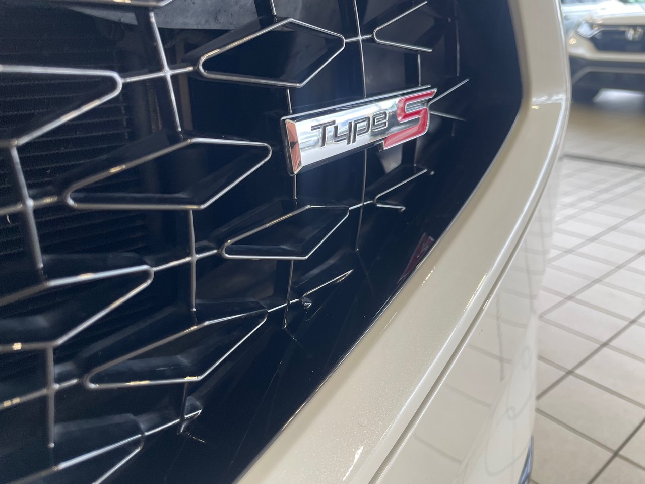 2024 Acura MDX - Image 18