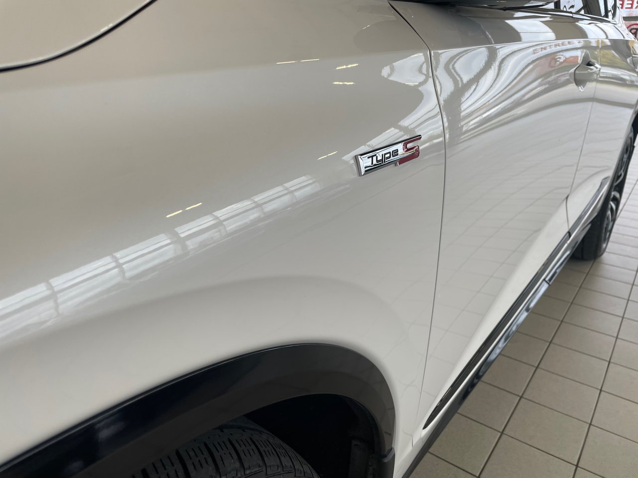 2024 Acura MDX - Image 19