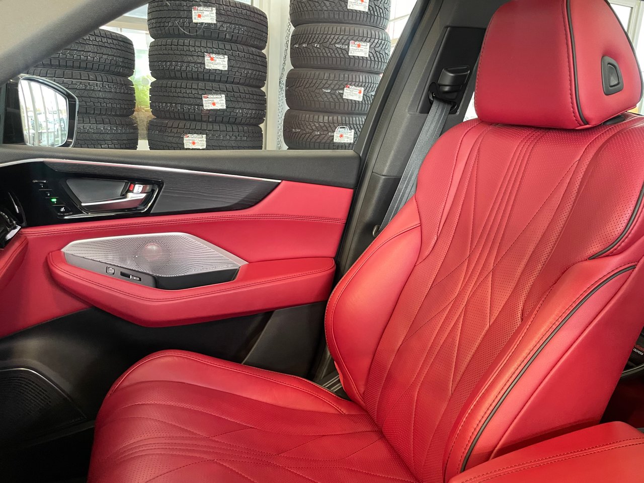 2024 Acura MDX - Image 21