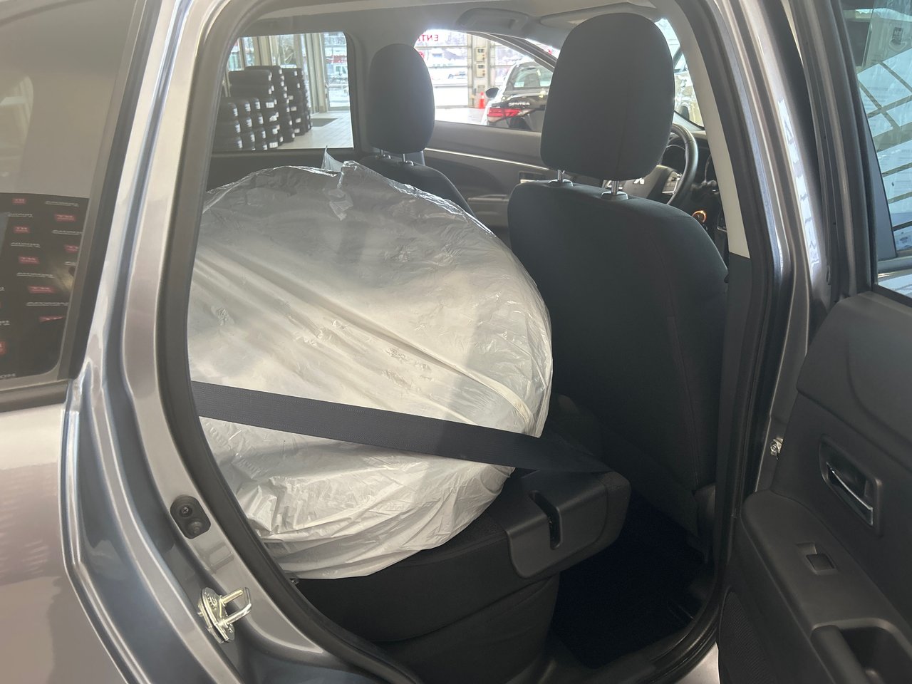 2020 Mitsubishi RVR - Image 12