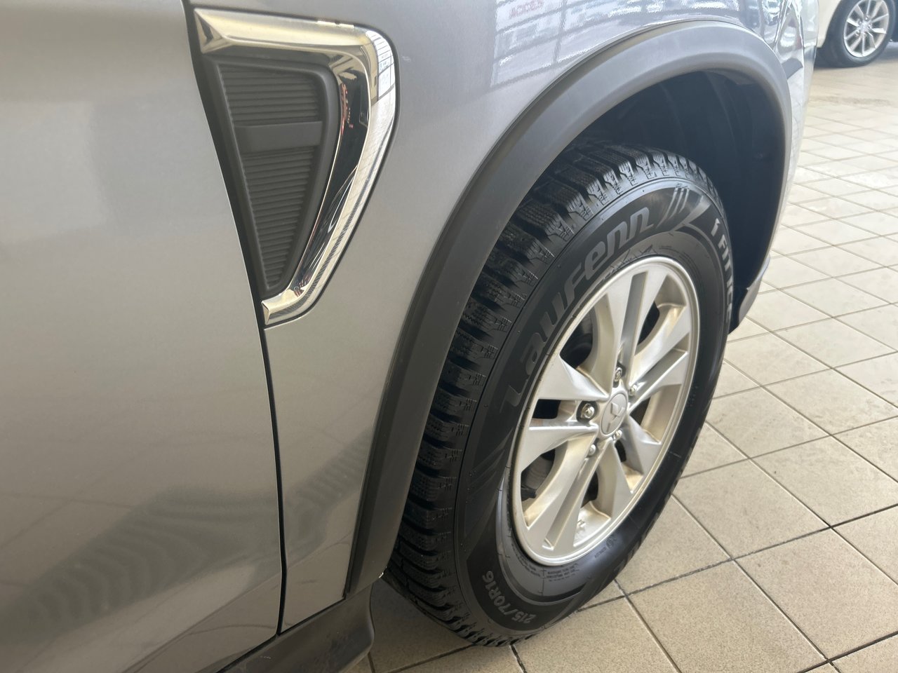 2020 Mitsubishi RVR - Image 15