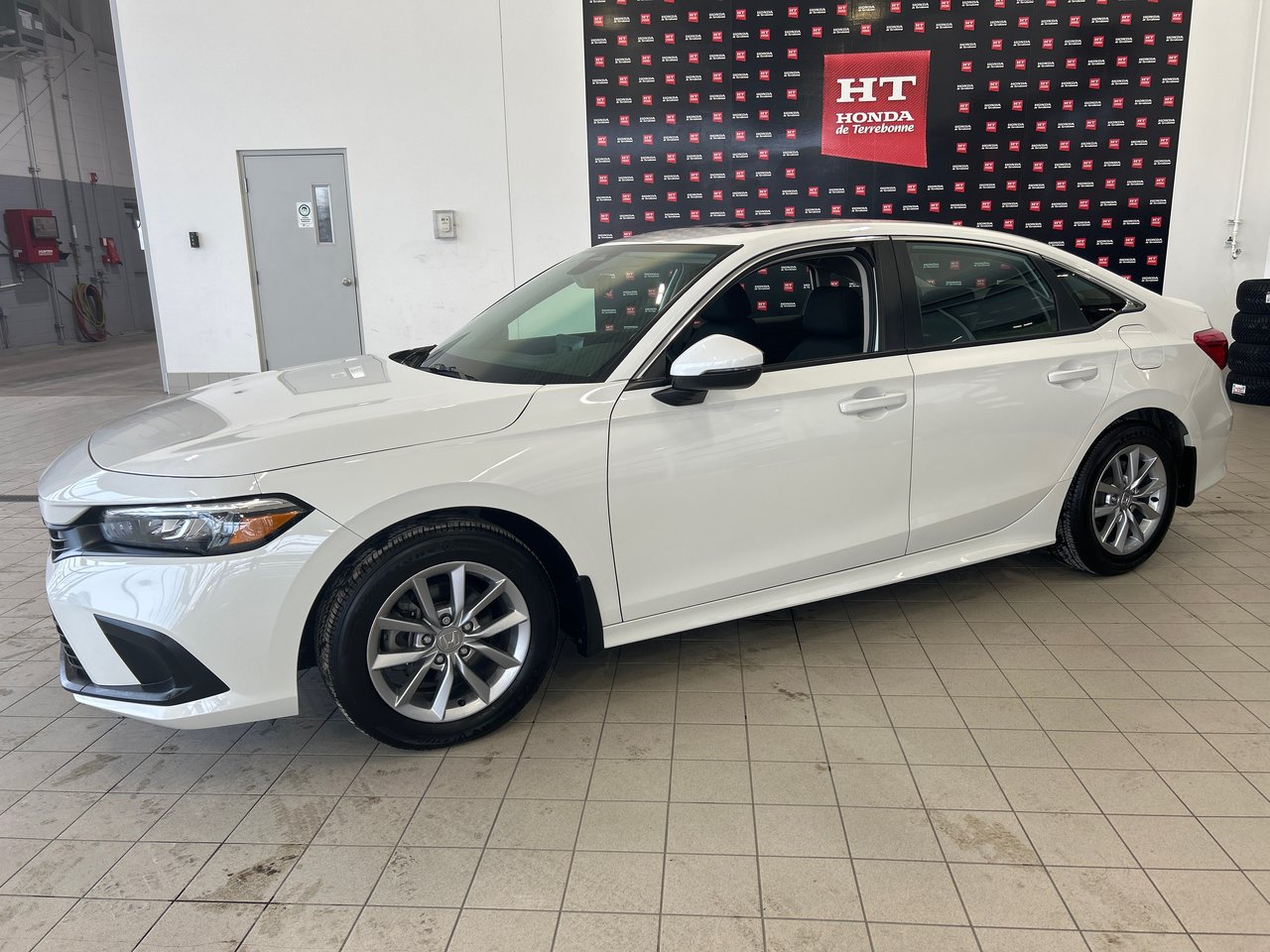 2024 Honda Civic Sedan - Image 2