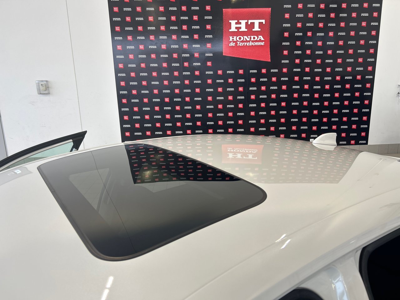 2024 Honda Civic Sedan - Image 10