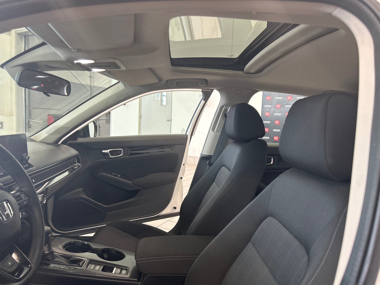 2024 Honda Civic Sedan - Image 12