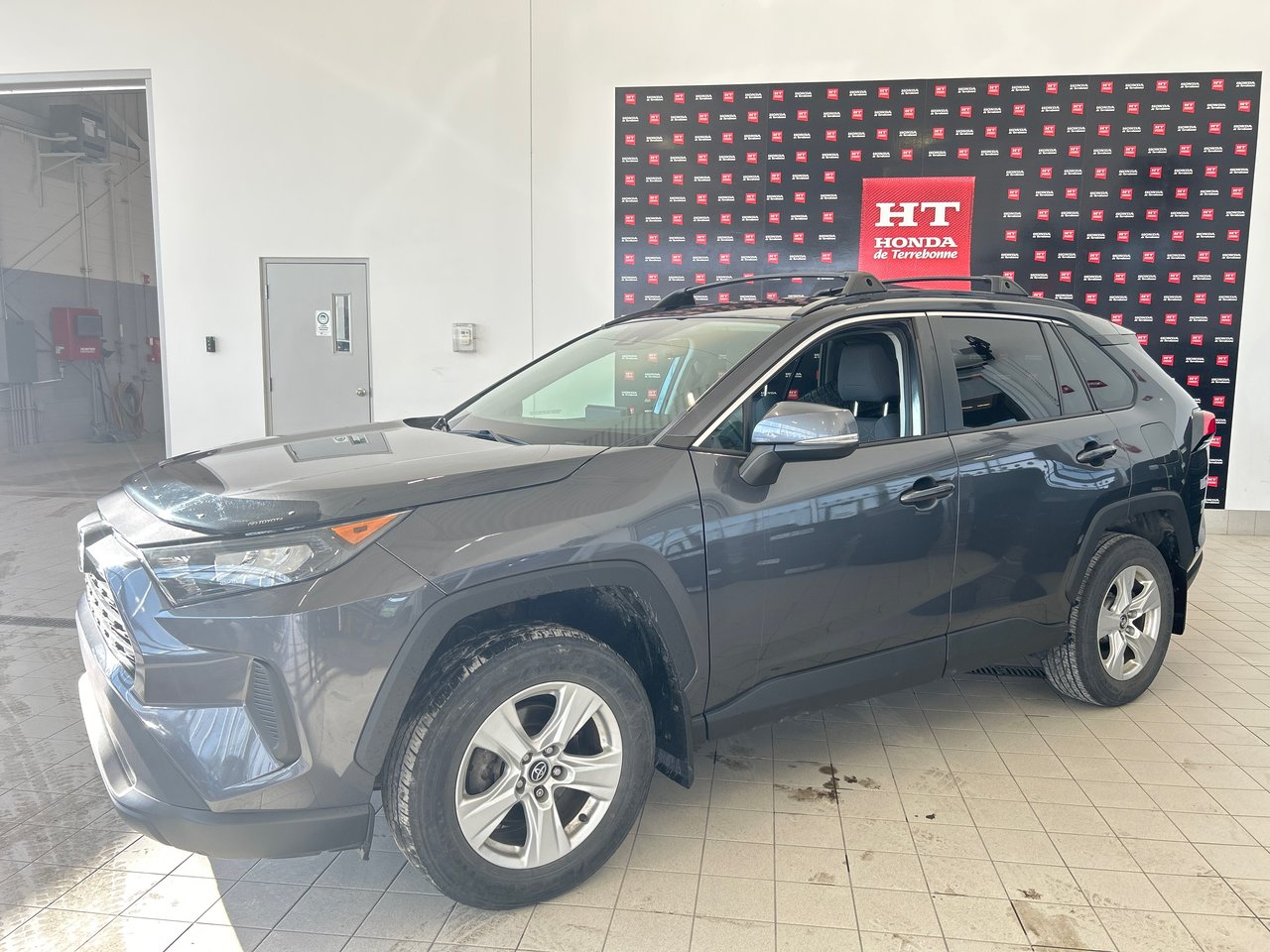 2019 Toyota RAV4 - Image 2