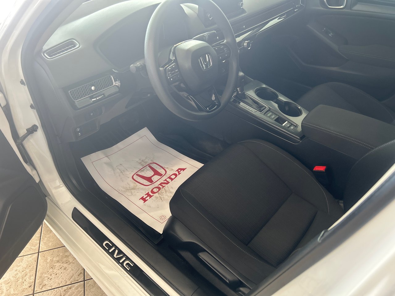 2023 Honda Civic Sedan - Image 27