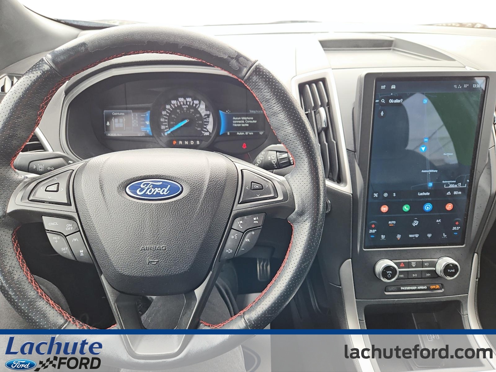 2022 Ford Edge - Image 15