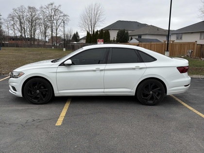 2021 Volkswagen Jetta - Image 4