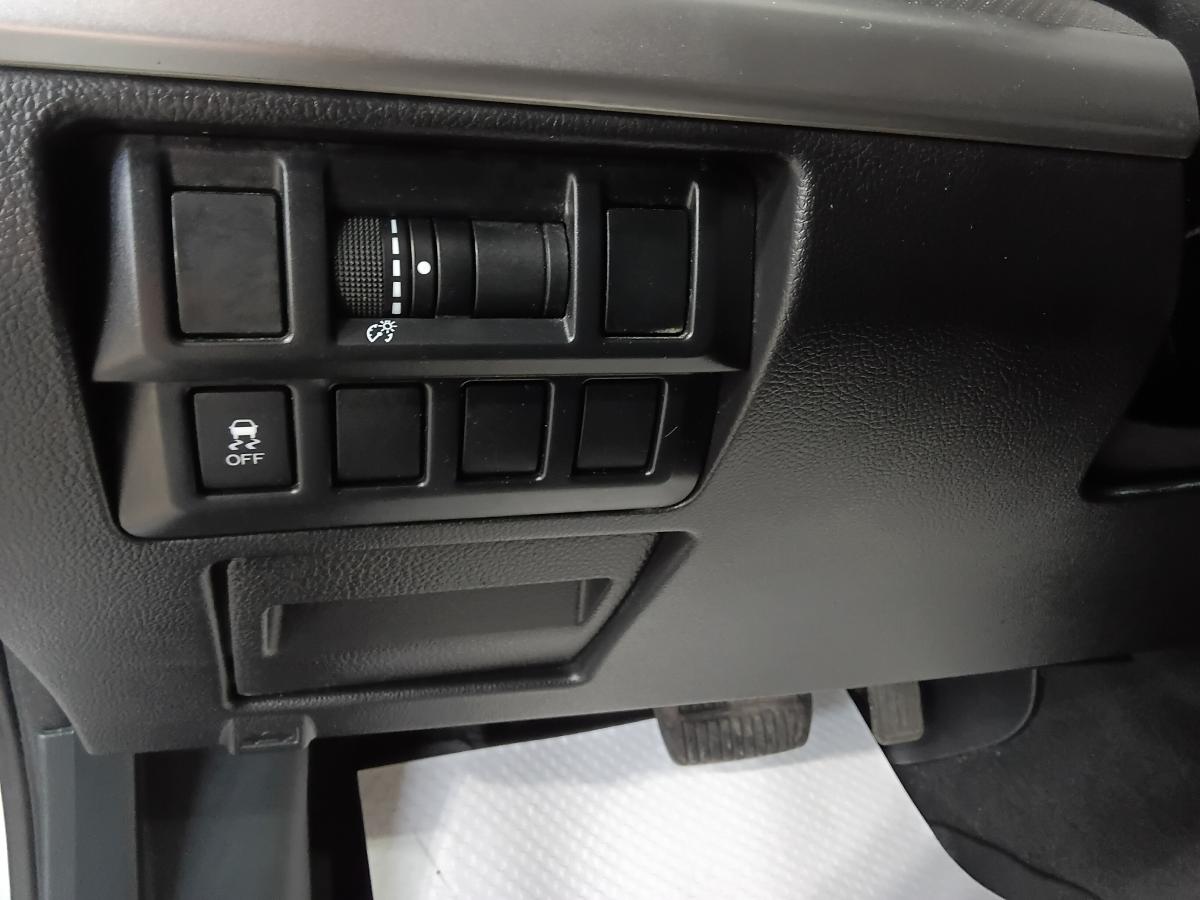 2016 Subaru Outback - Image 27