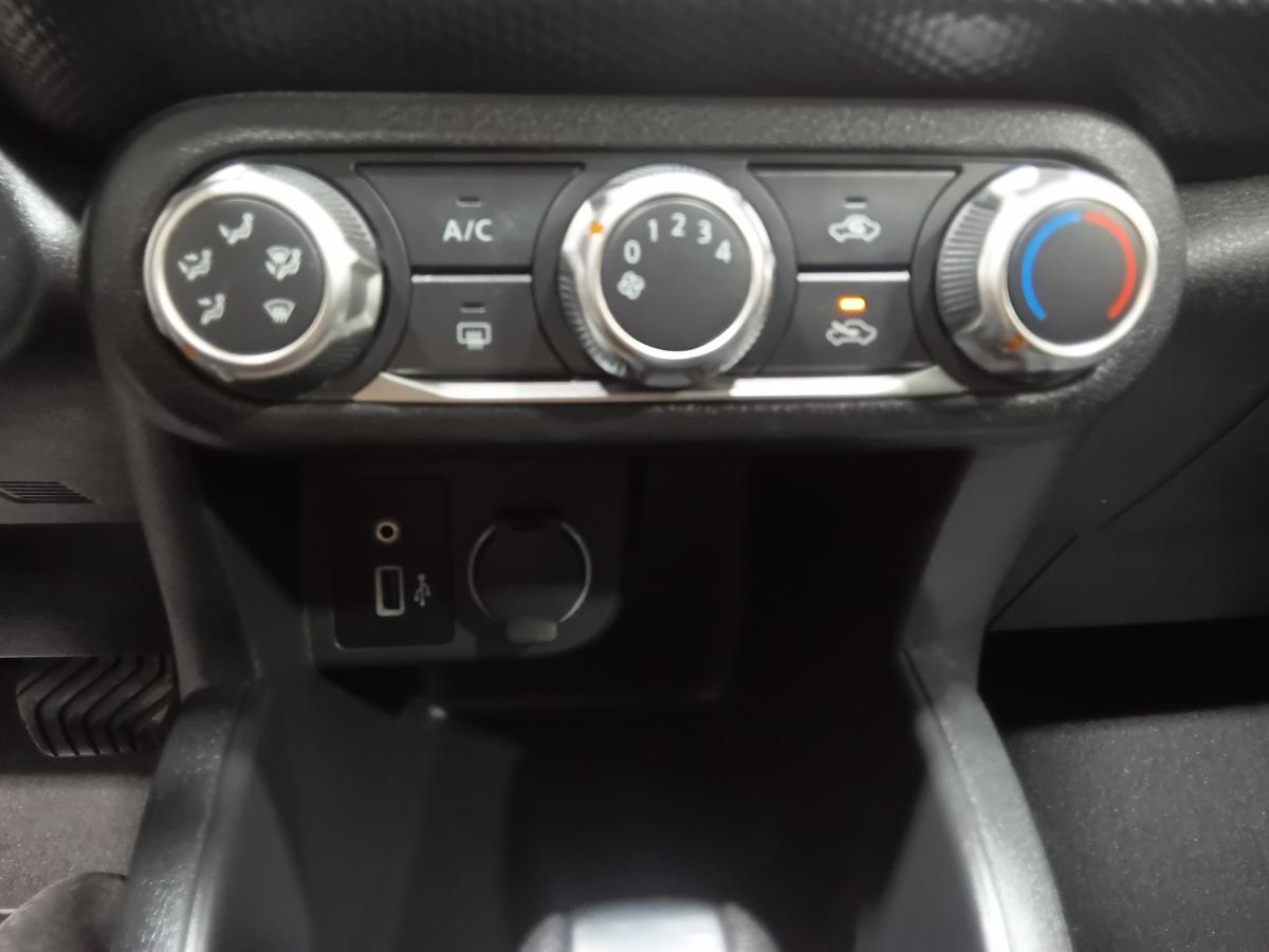 2023 Nissan Kicks - Image 28