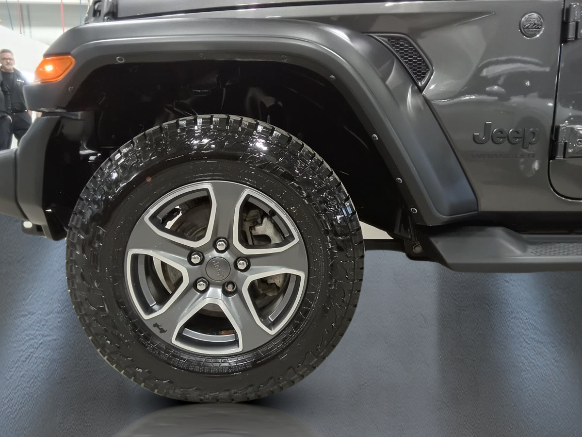 2022 Jeep Wrangler - Image 6