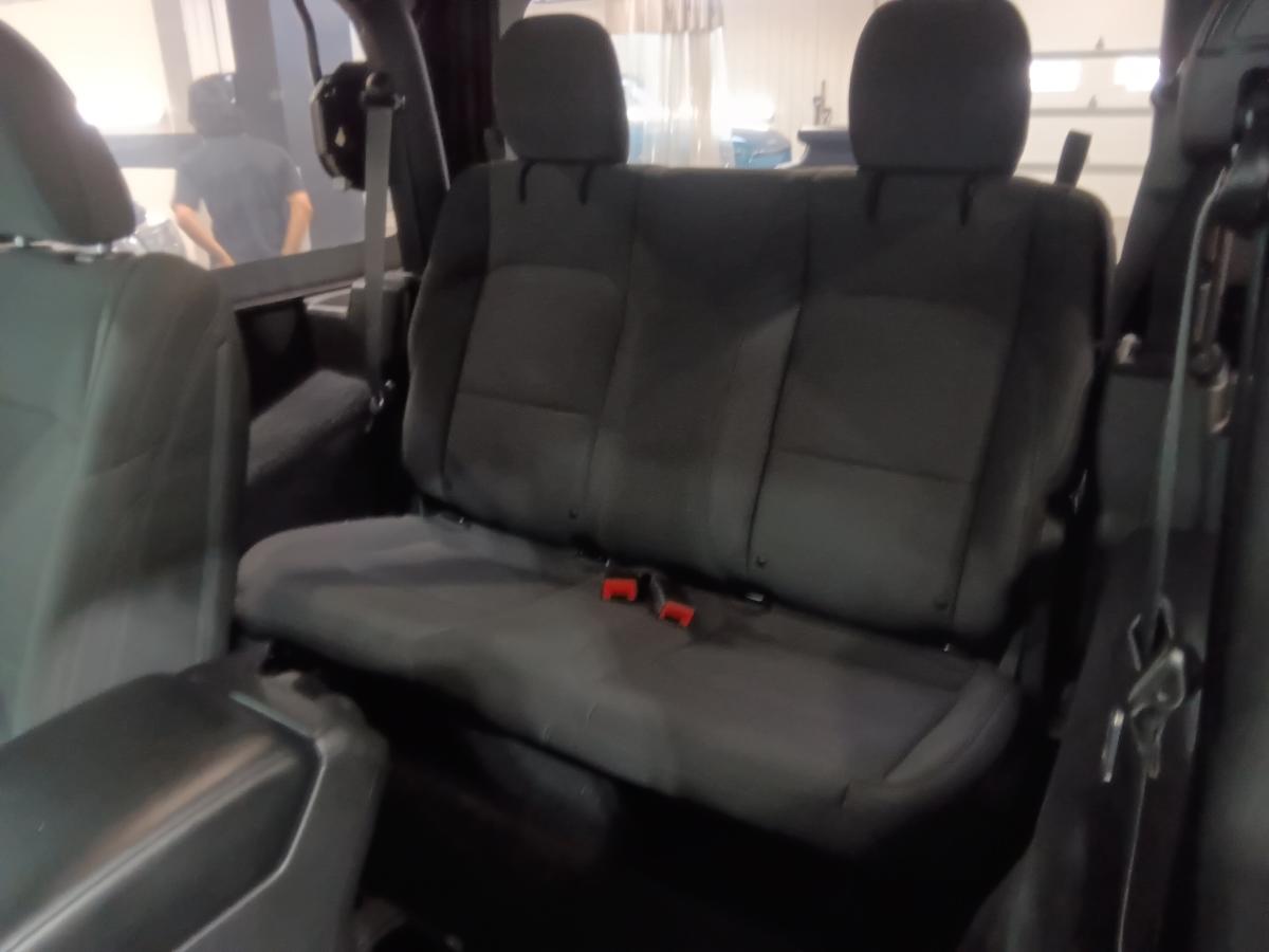 2022 Jeep Wrangler - Image 24