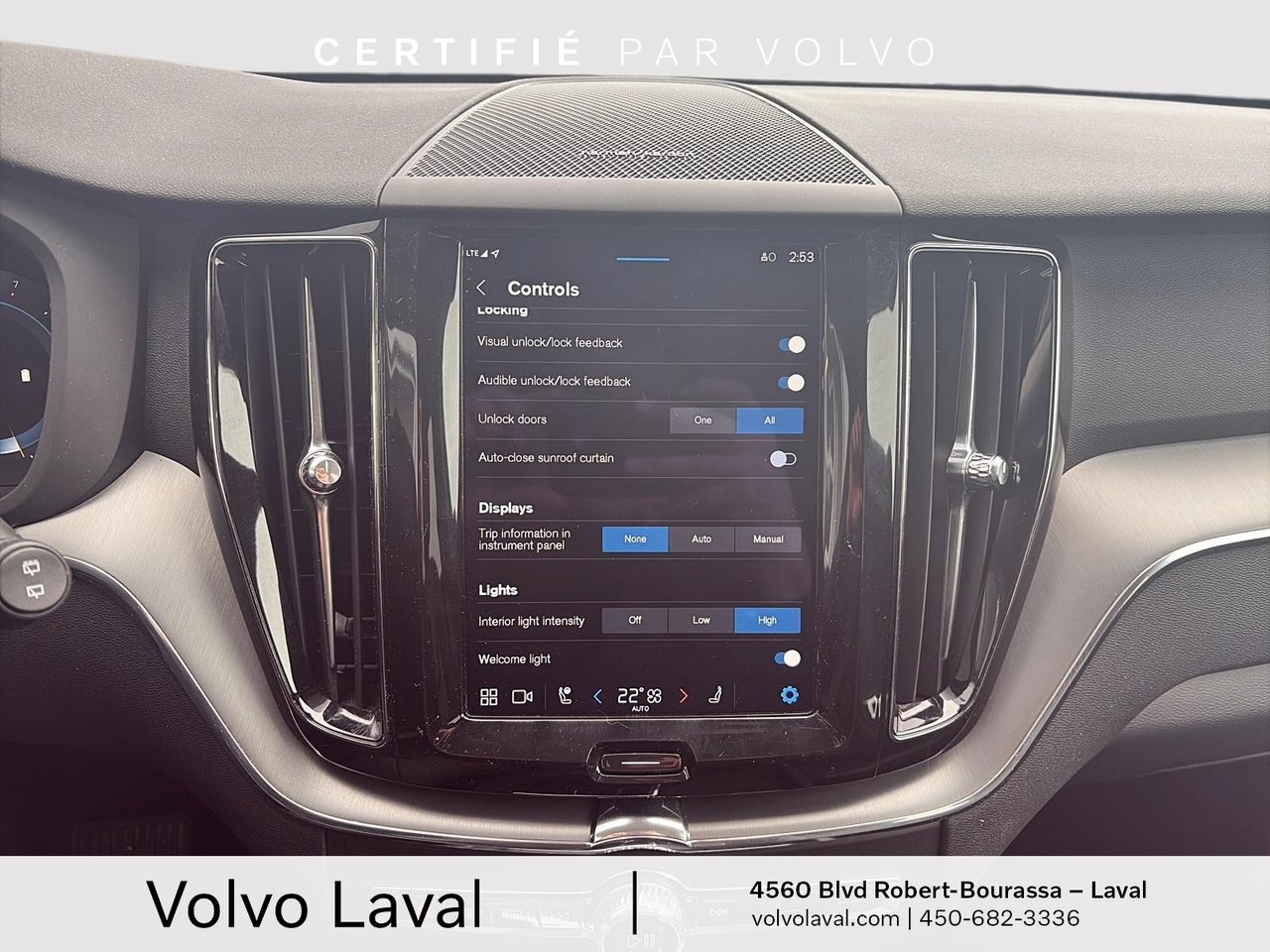 2022 Volvo XC60 - Image 24