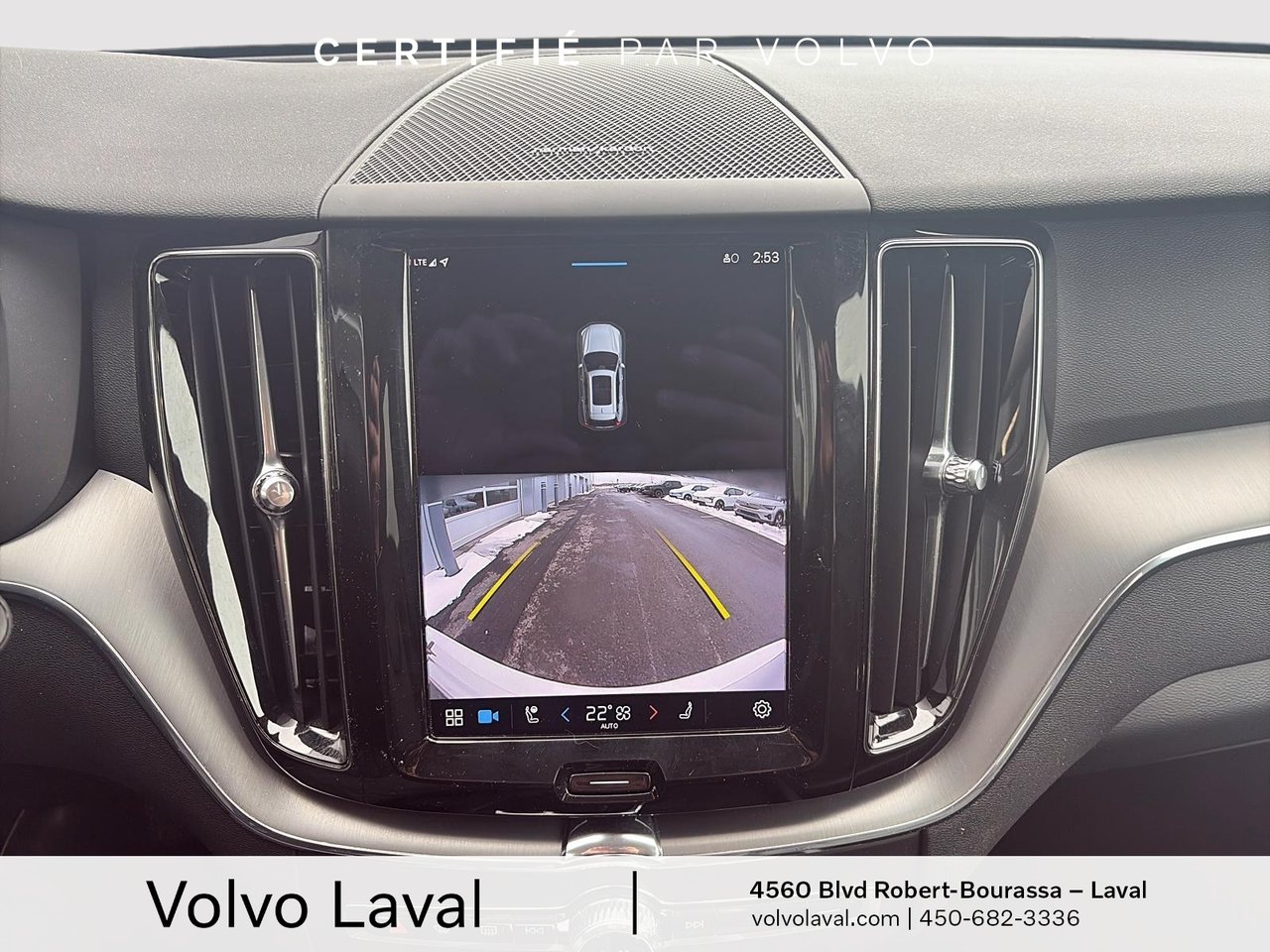 2022 Volvo XC60 - Image 25