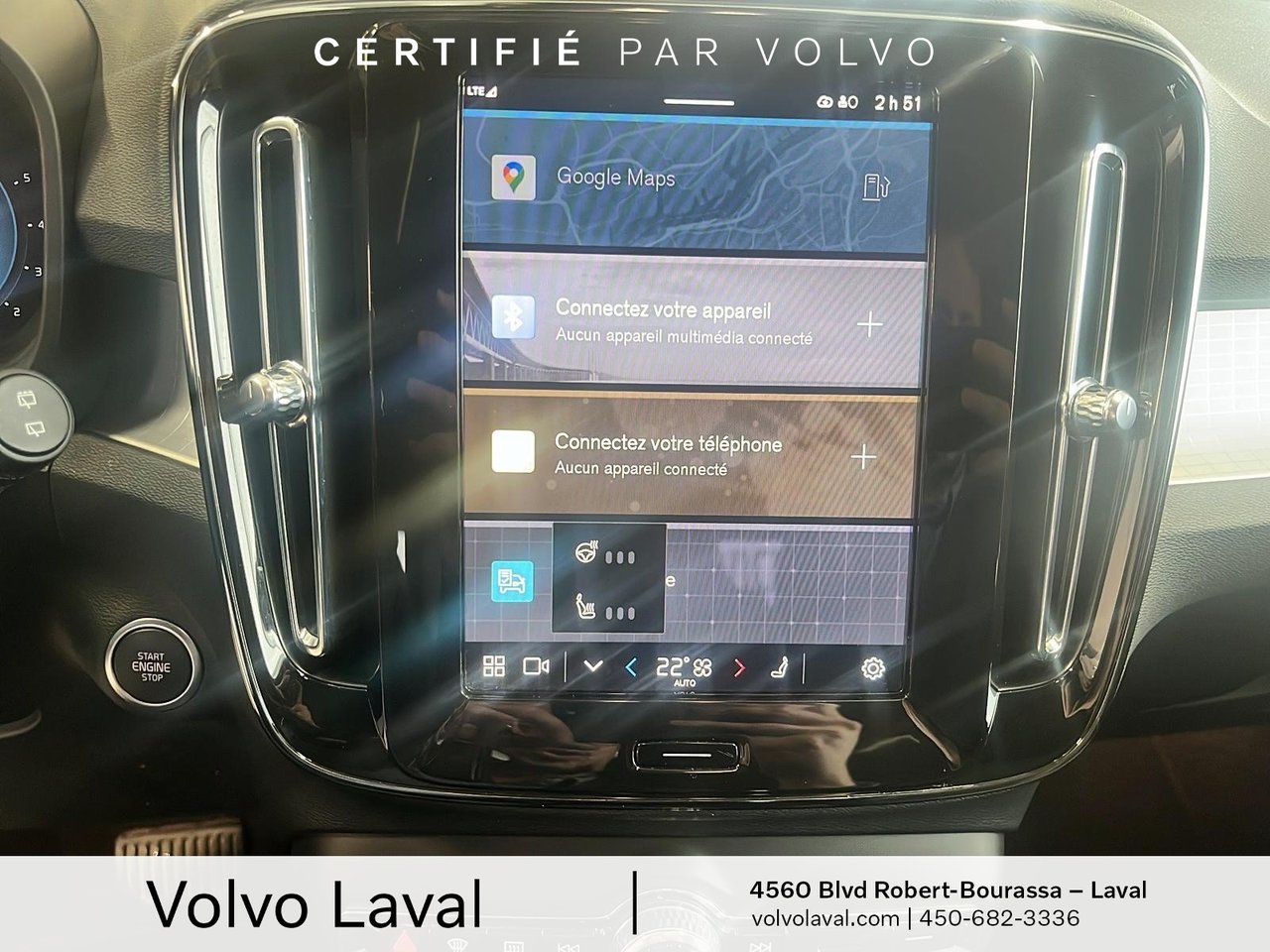 2025 Volvo XC40 - Image 13