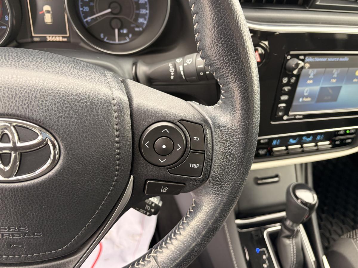 2018 Toyota Corolla iM - Image 16