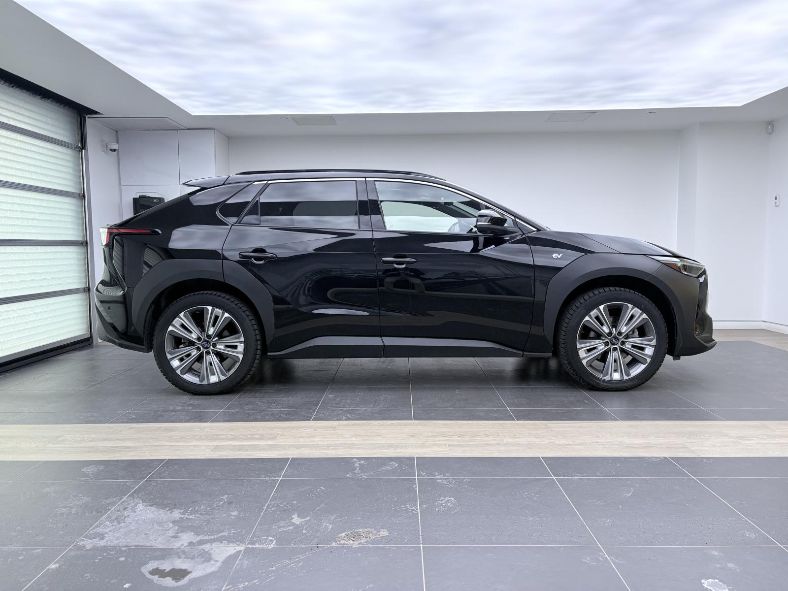 2024 Subaru Solterra - Image 5