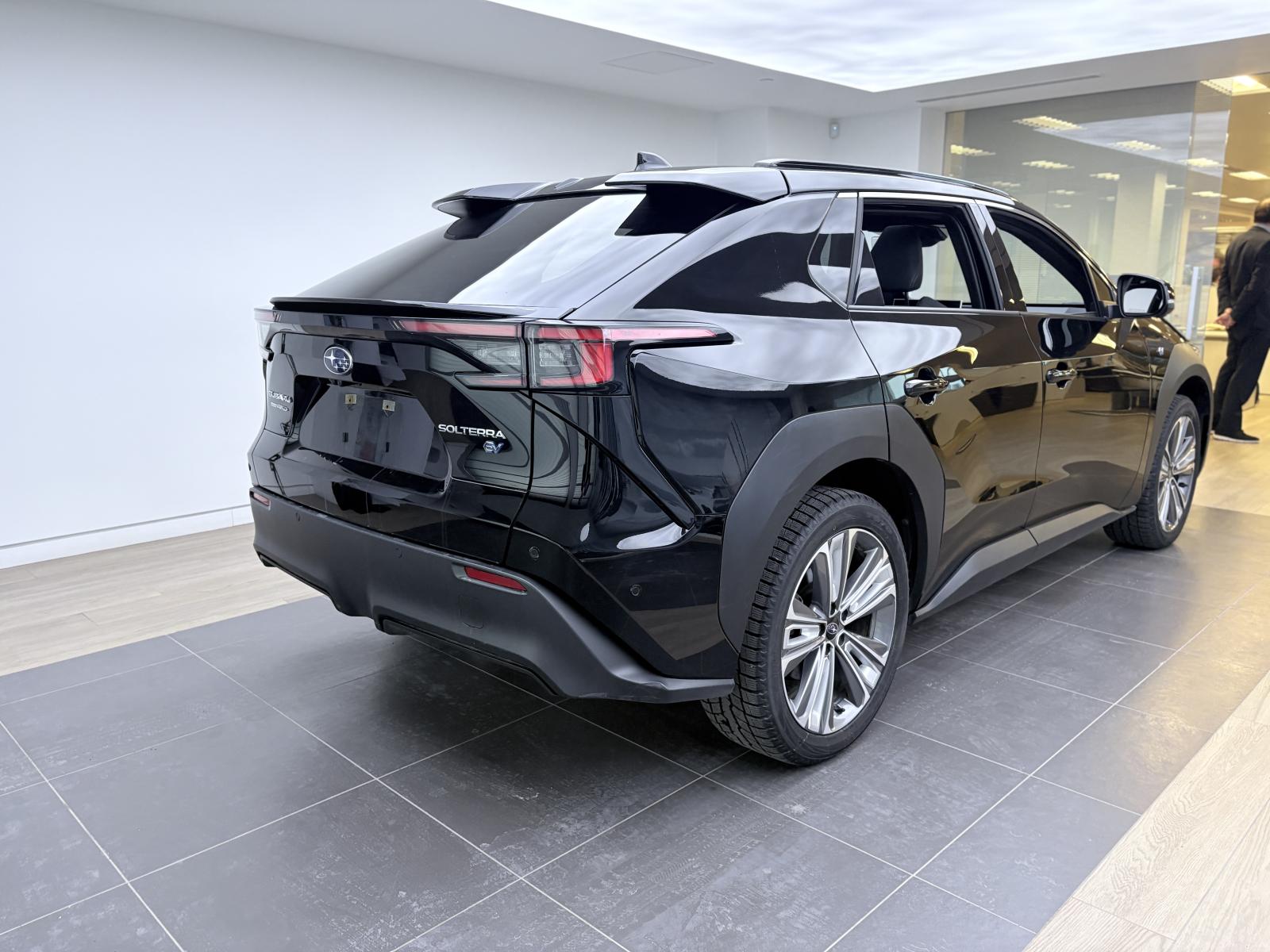 2024 Subaru Solterra - Image 9