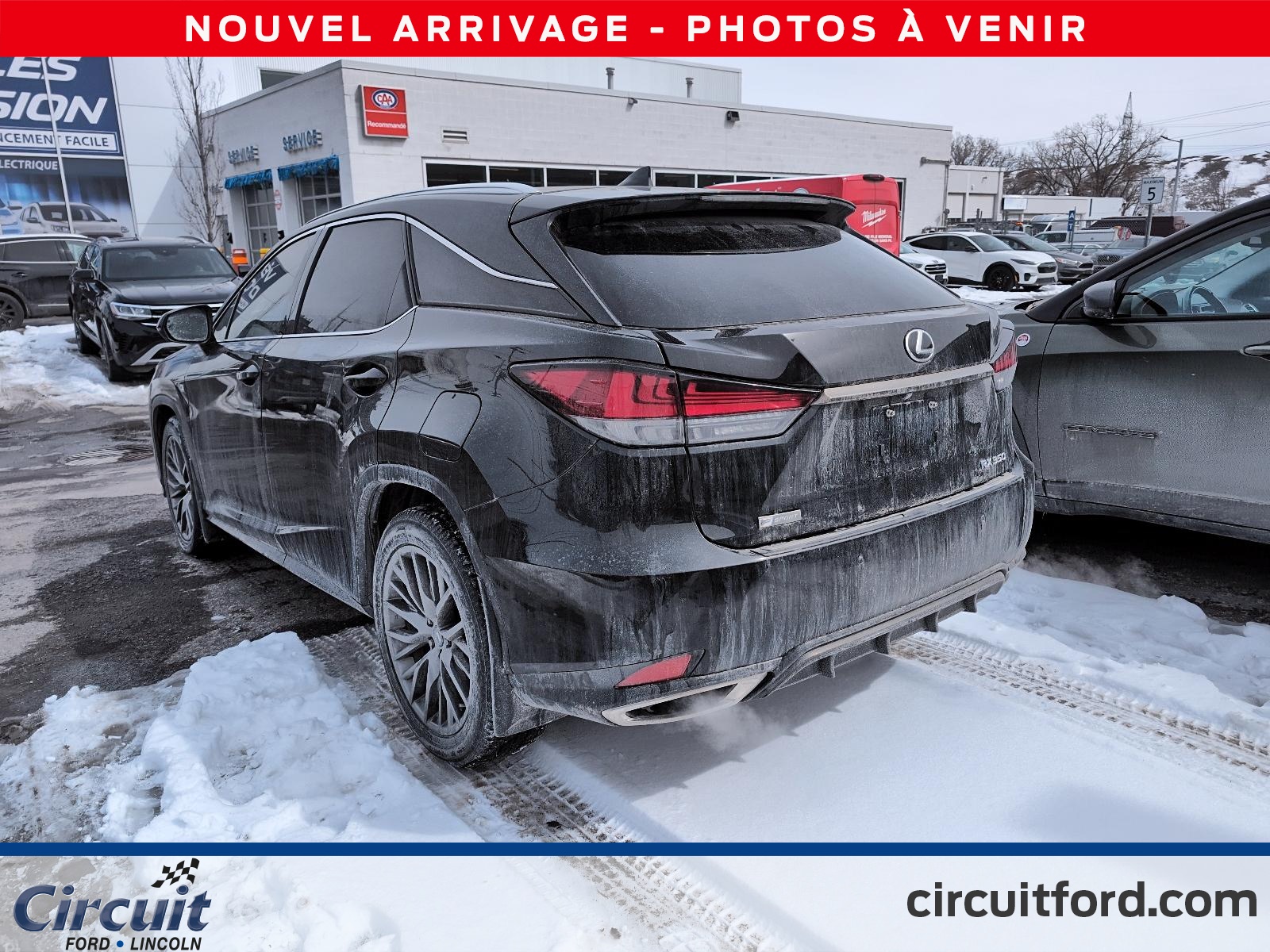 2022 Lexus RX 350L - Image 4