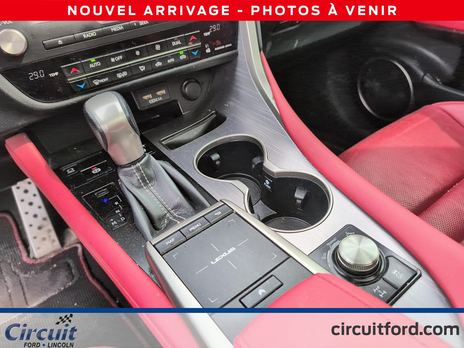 2022 Lexus RX 350L - Image 15