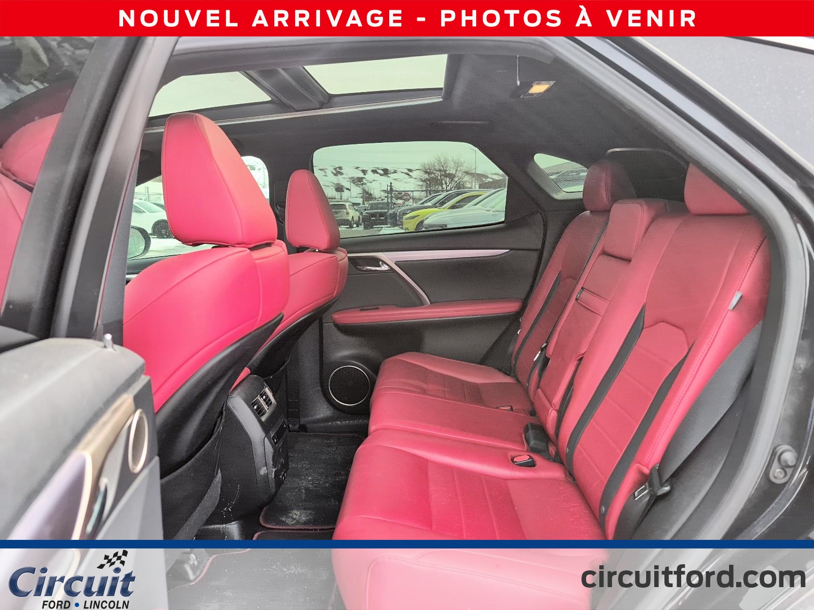 2022 Lexus RX 350L - Image 17