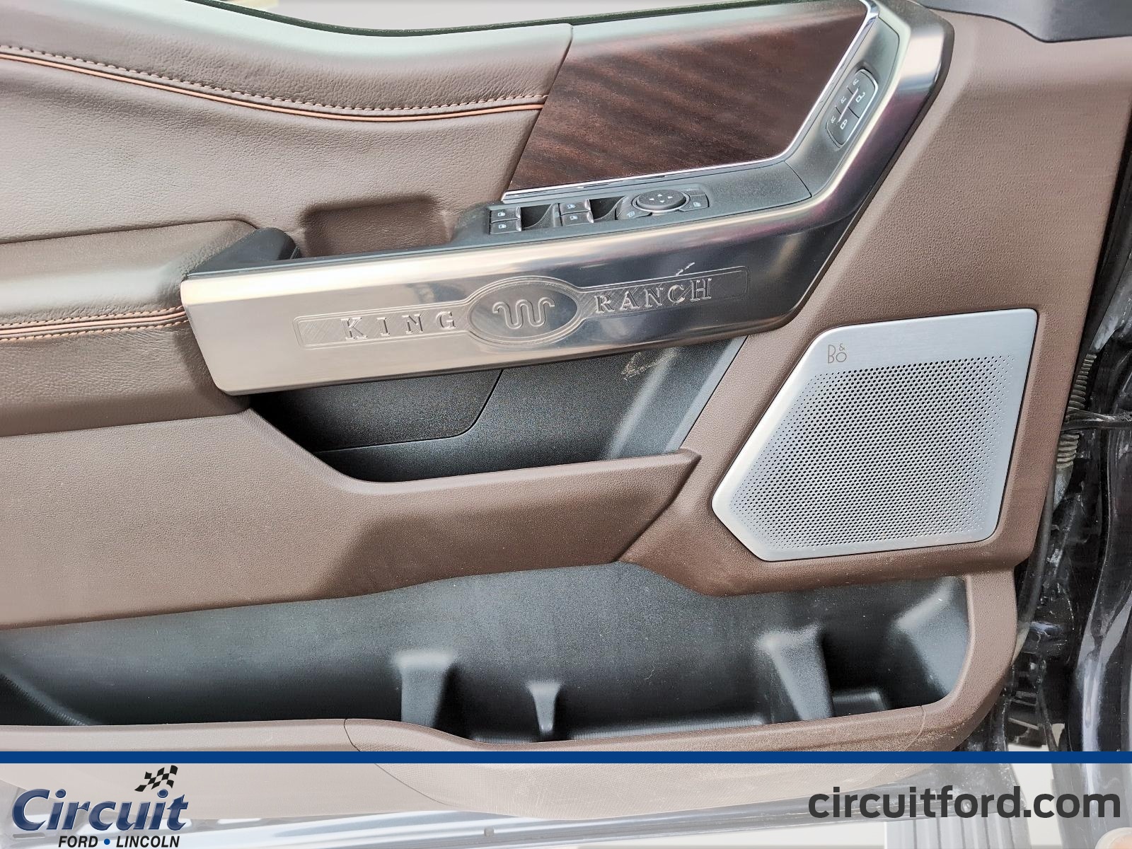 2022 Ford F-150 - Image 12