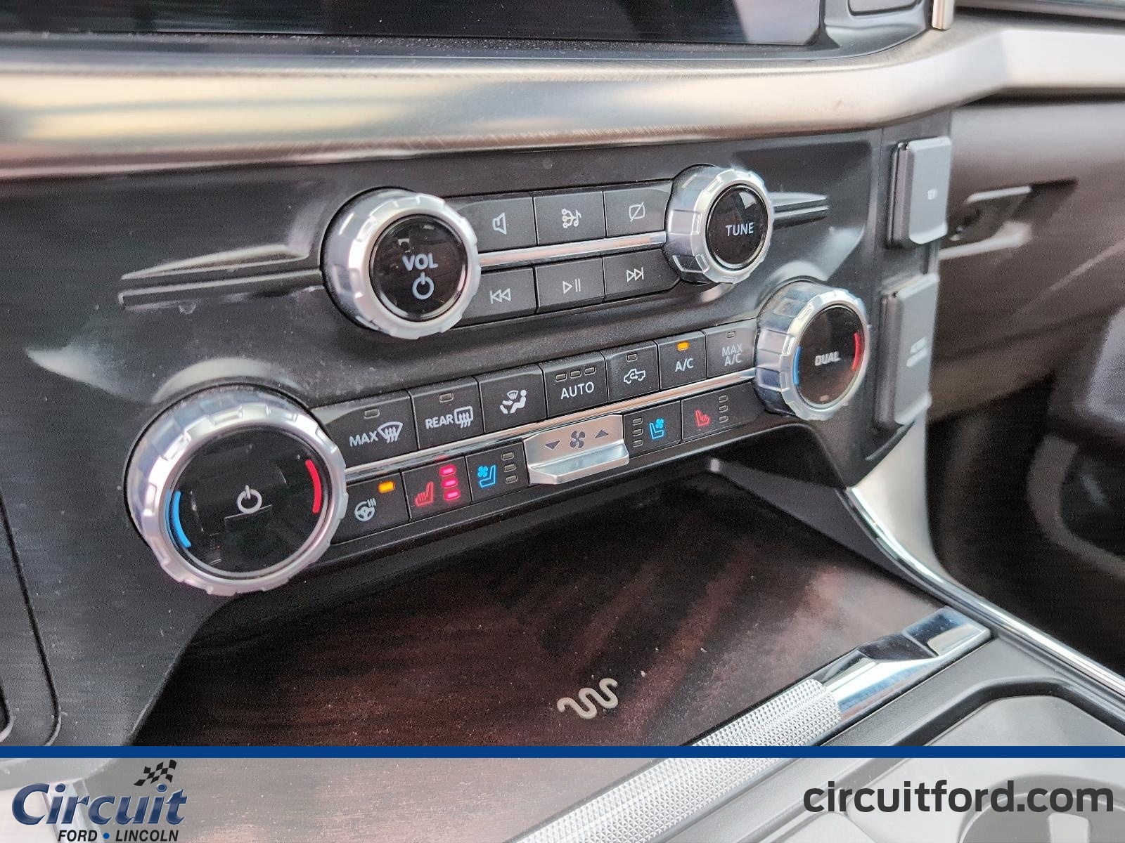 2022 Ford F-150 - Image 15