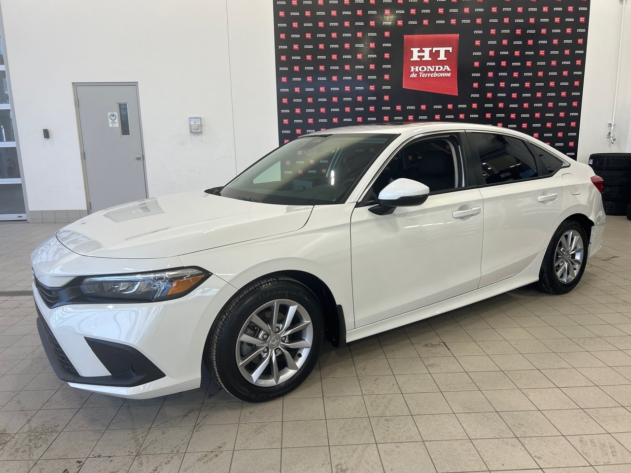 2024 Honda Civic Sedan - Image 10