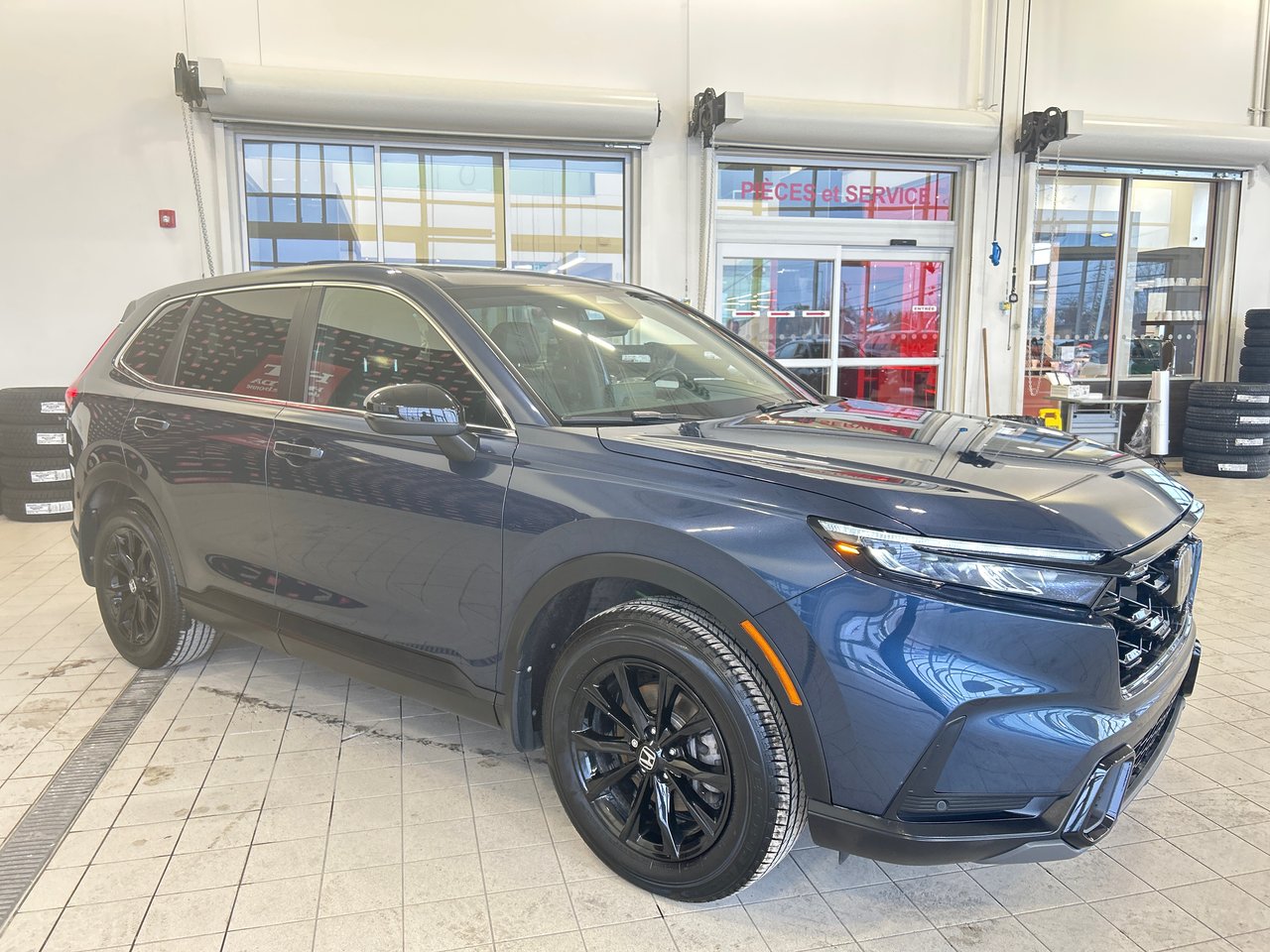 2024 Honda CR-V Hybrid - Image 5