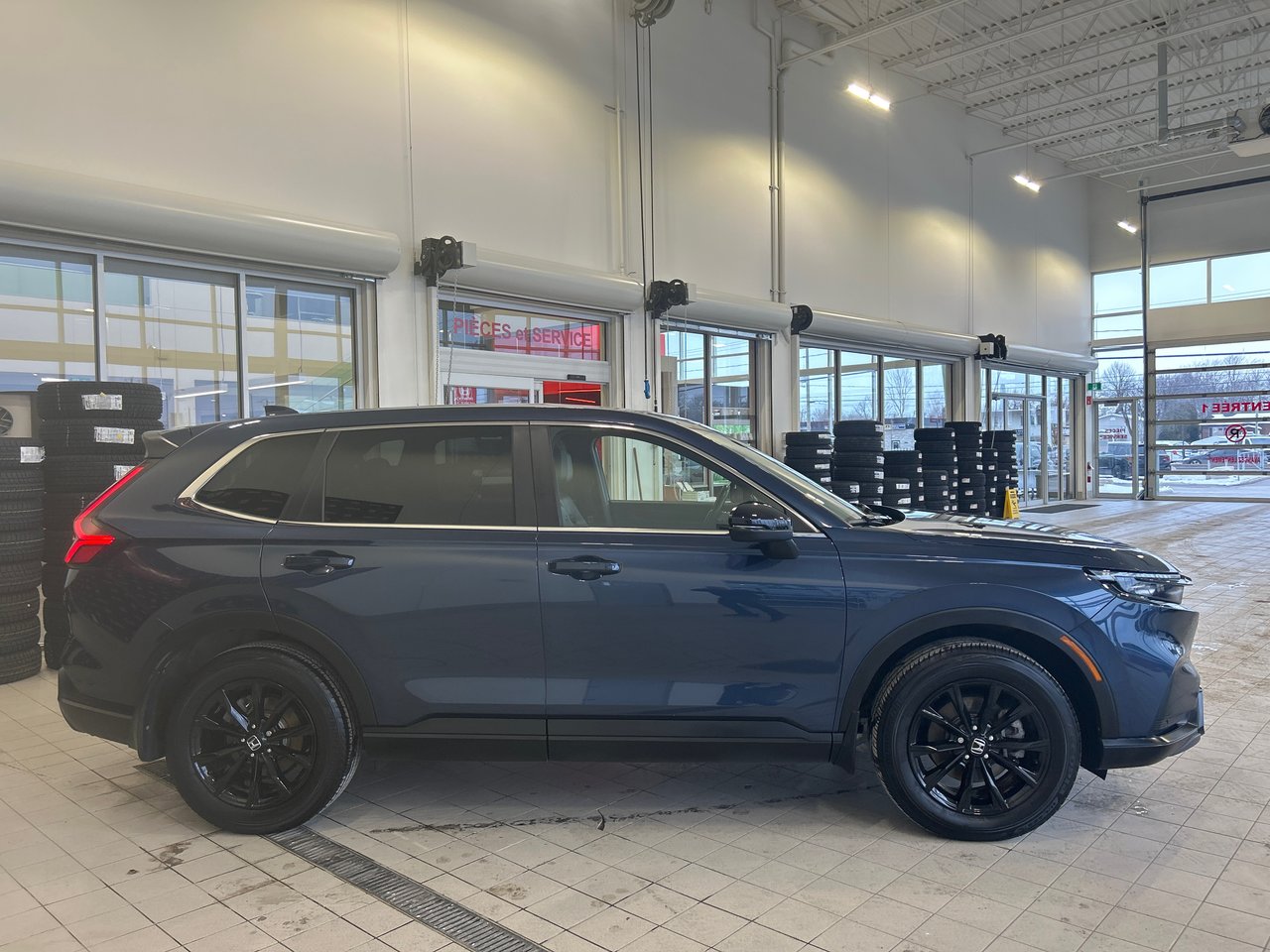 2024 Honda CR-V Hybrid - Image 6