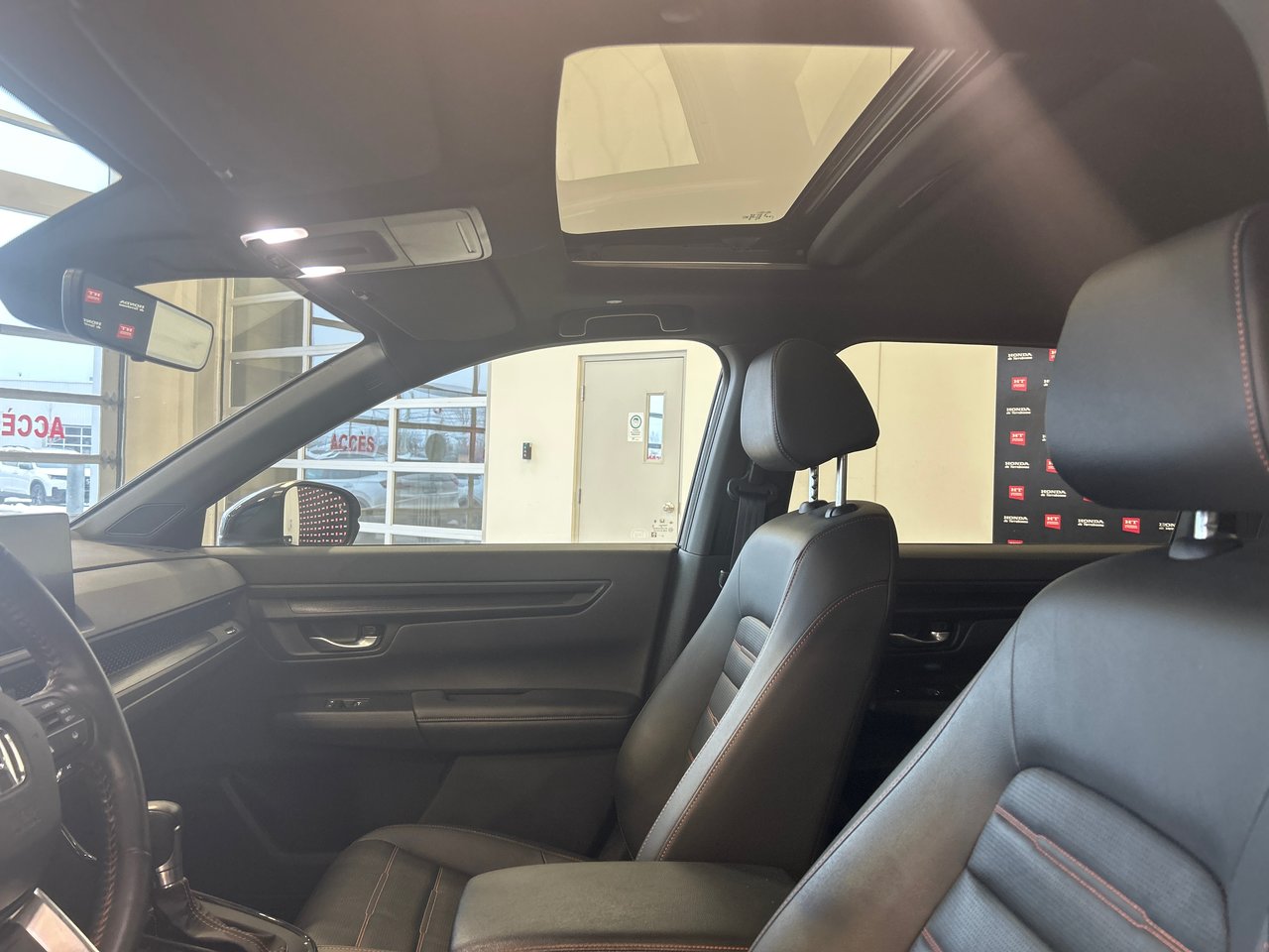 2024 Honda CR-V Hybrid - Image 40