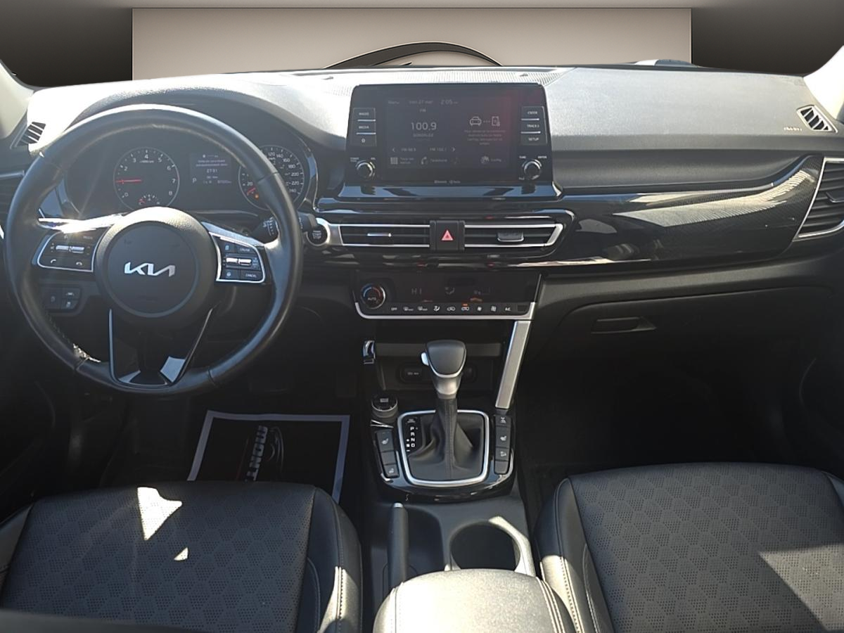 2023 Kia Seltos - Image 4