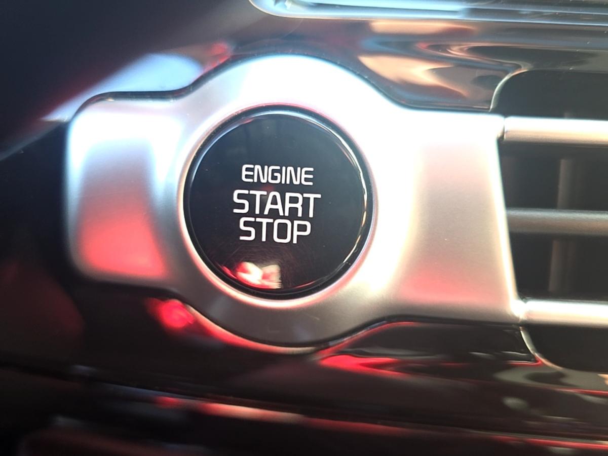 2023 Kia Seltos - Image 24