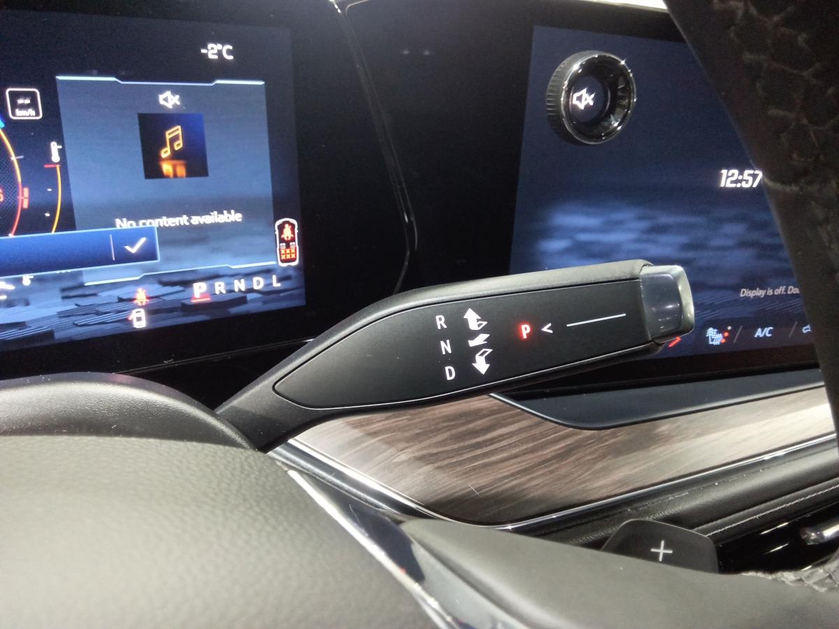 2025 Chevrolet Tahoe - Image 26