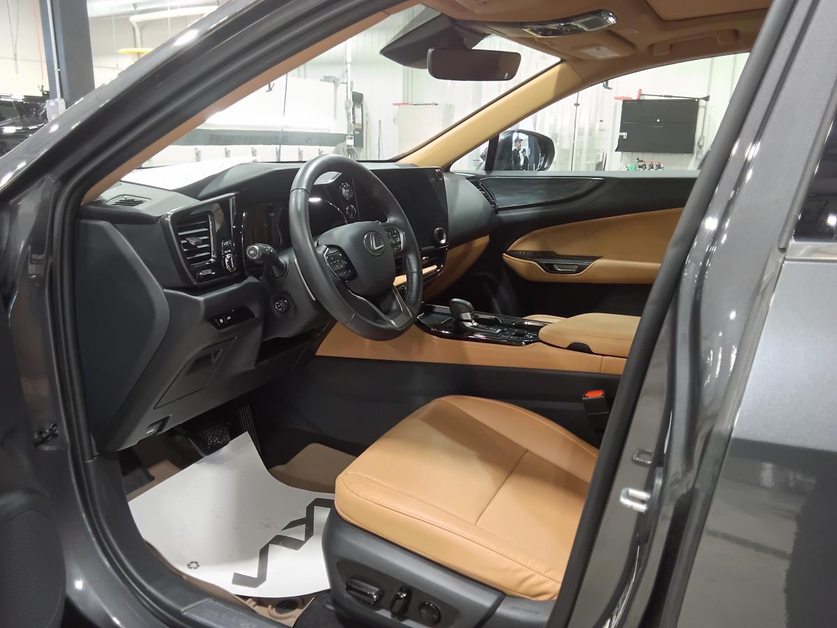 2024 Lexus NX 350h - Image 14