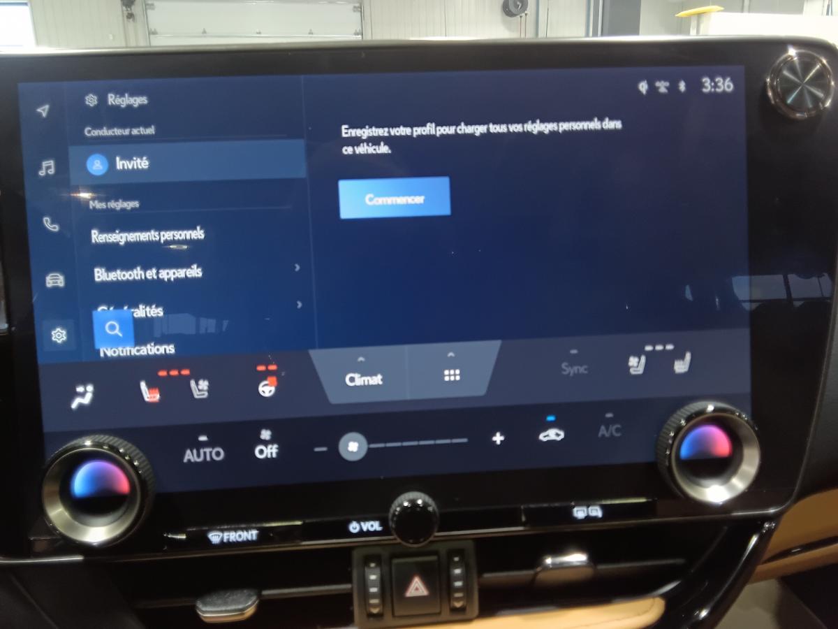 2024 Lexus NX 350h - Image 34