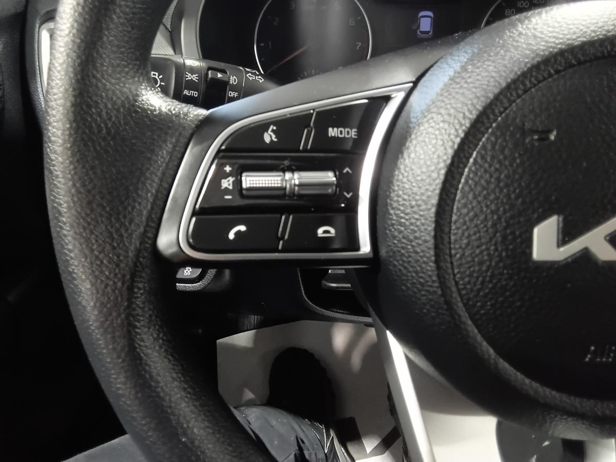 2023 Kia Seltos - Image 31