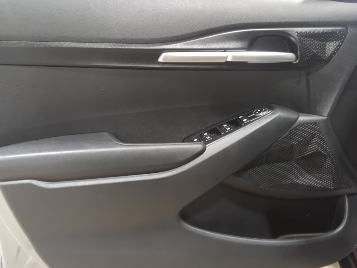 2022 Kia Seltos - Image 17