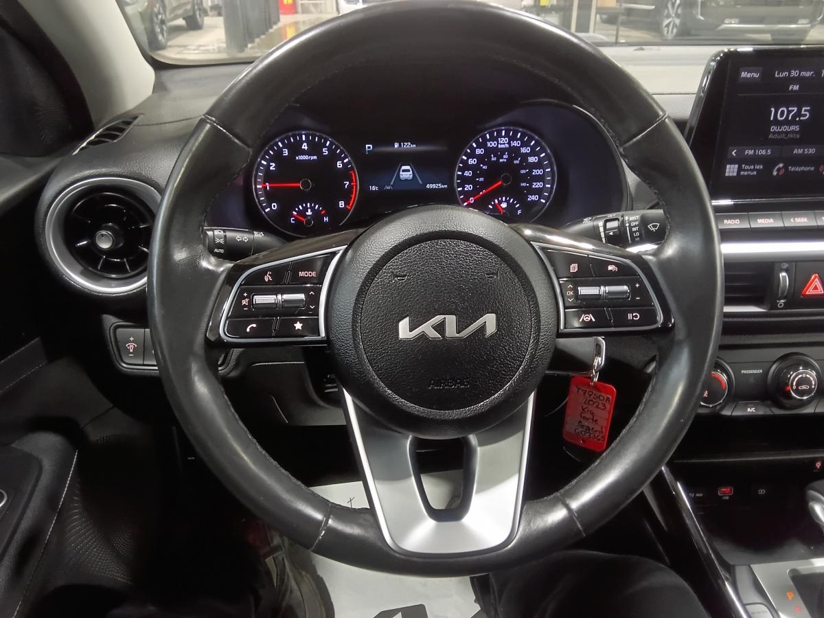 2023 Kia Forte - Image 14