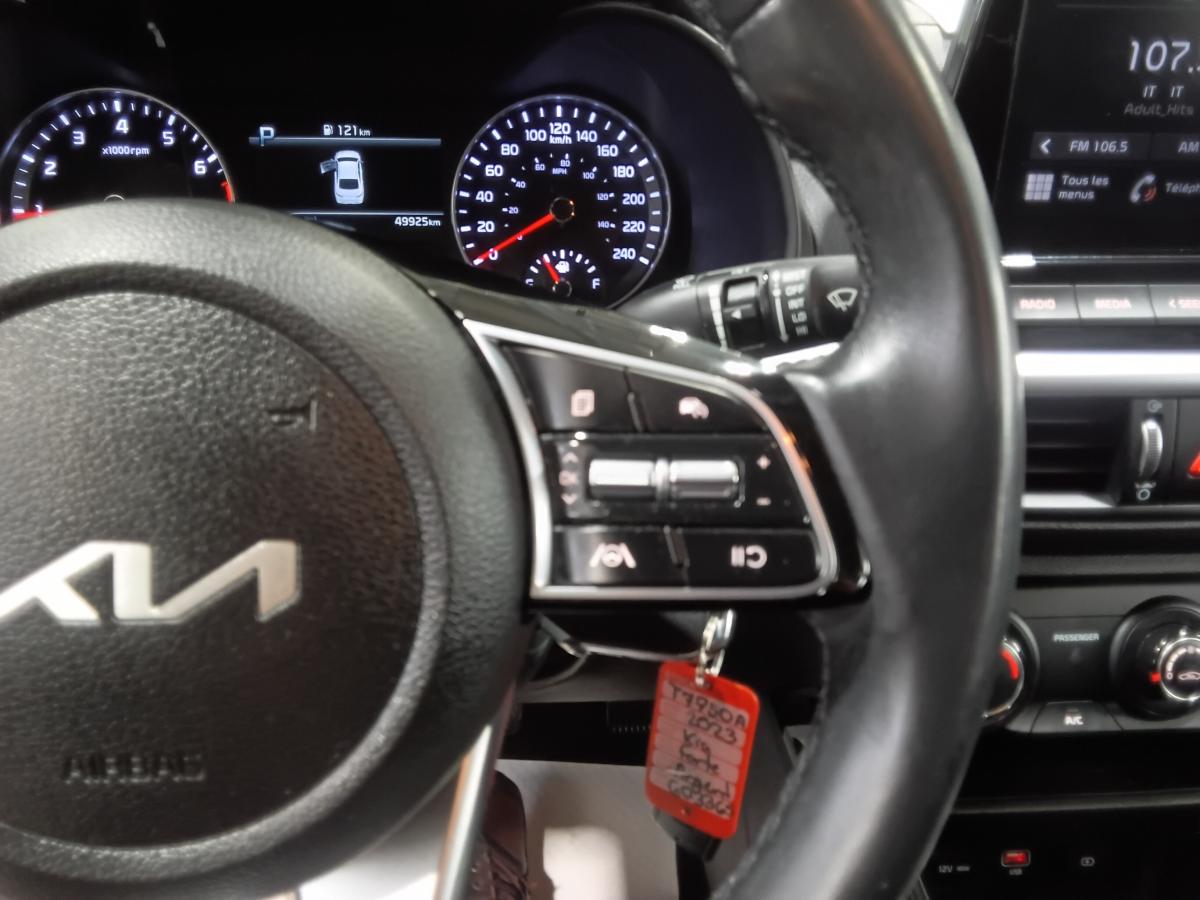 2023 Kia Forte - Image 26