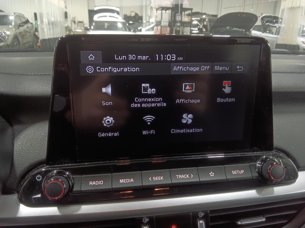 2023 Kia Forte - Image 28