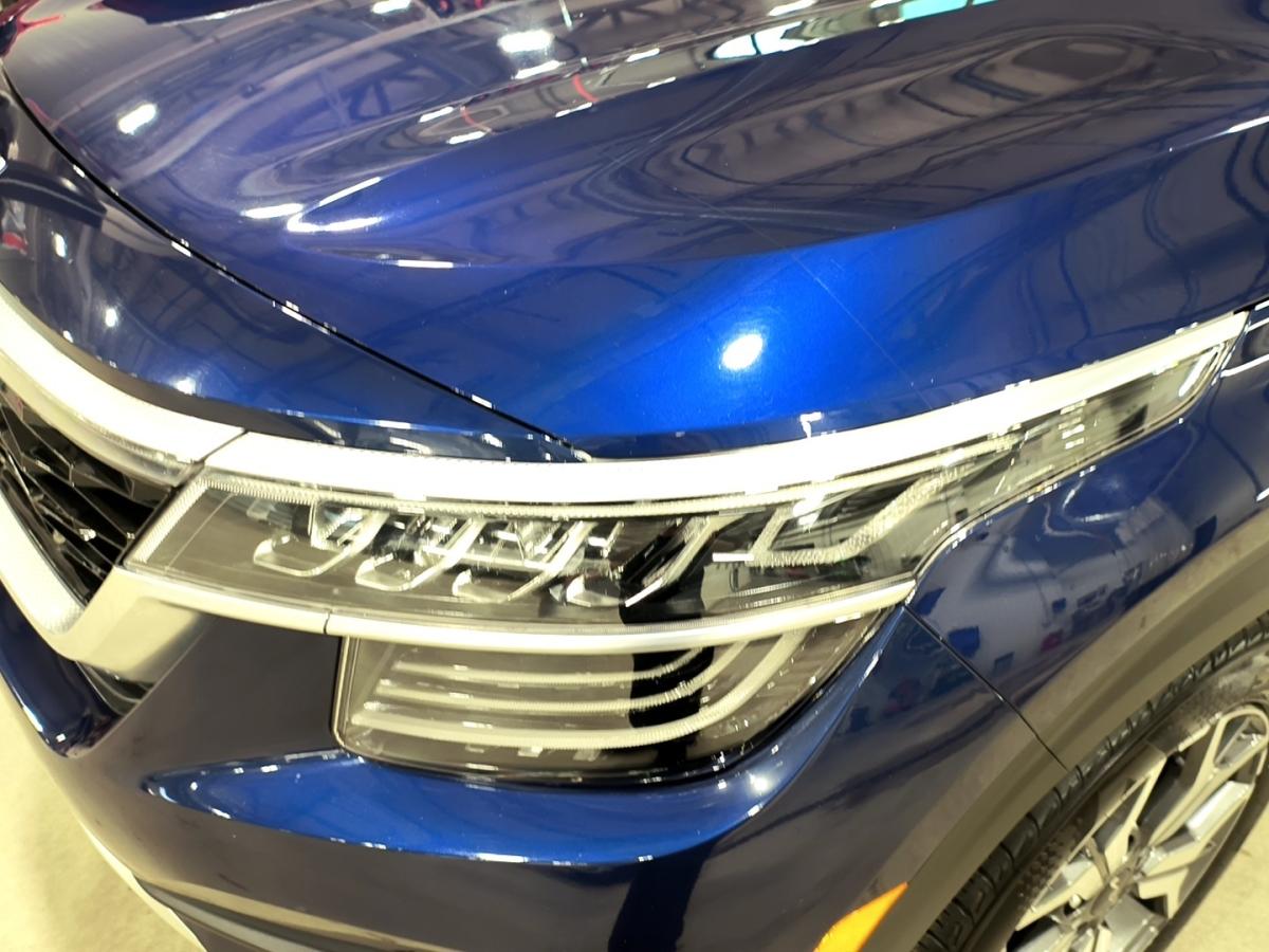 2023 Kia Seltos - Image 10