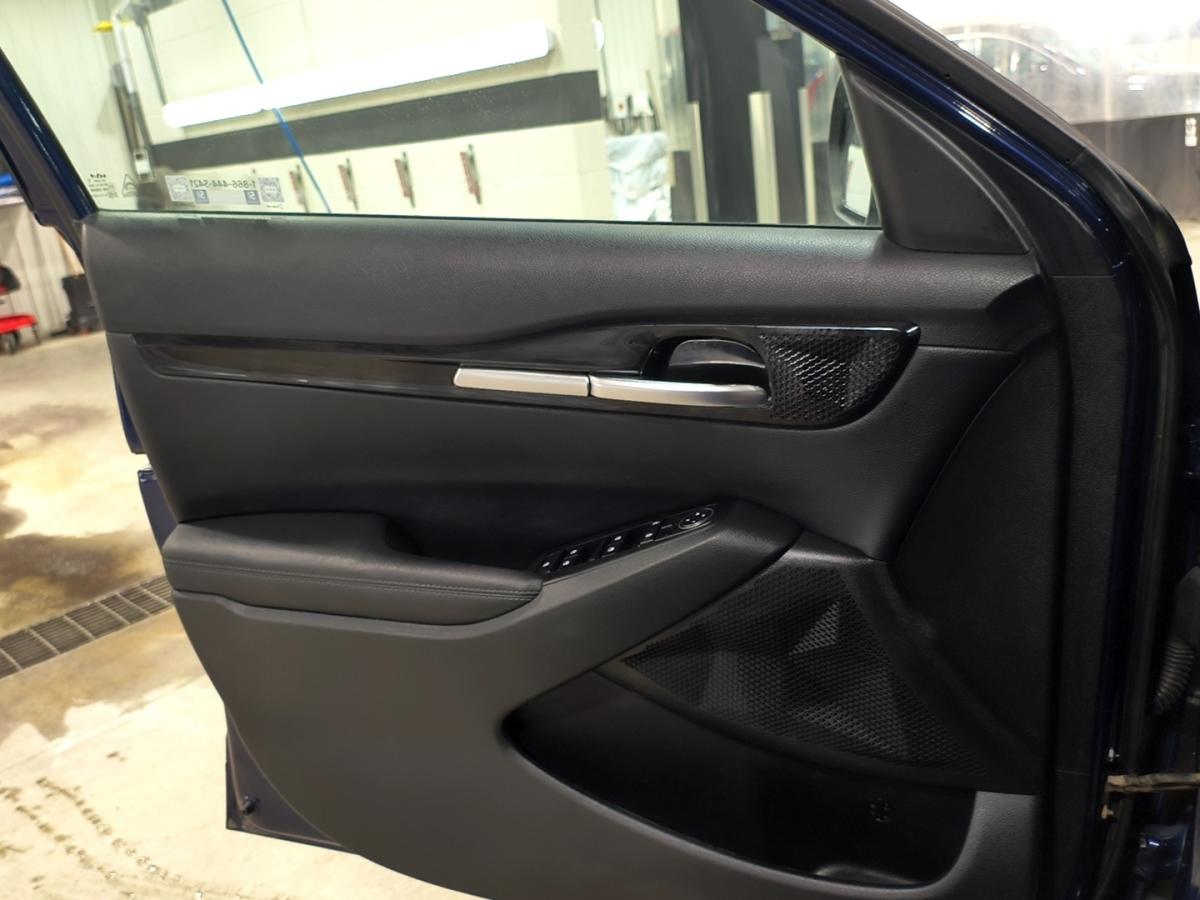 2023 Kia Seltos - Image 17