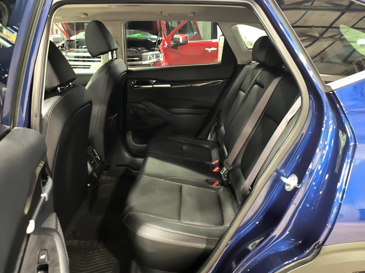 2023 Kia Seltos - Image 24