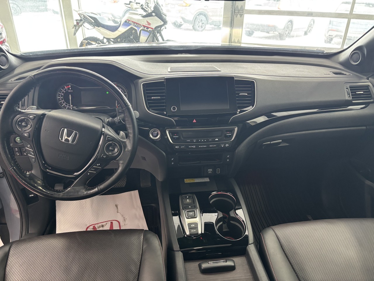 2022 Honda Ridgeline - Image 11