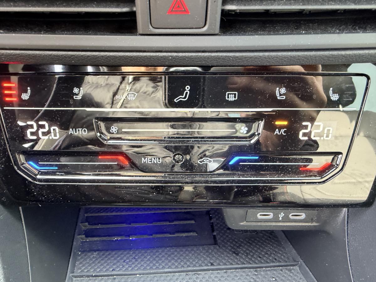 2025 Volkswagen Jetta GLI - Image 16