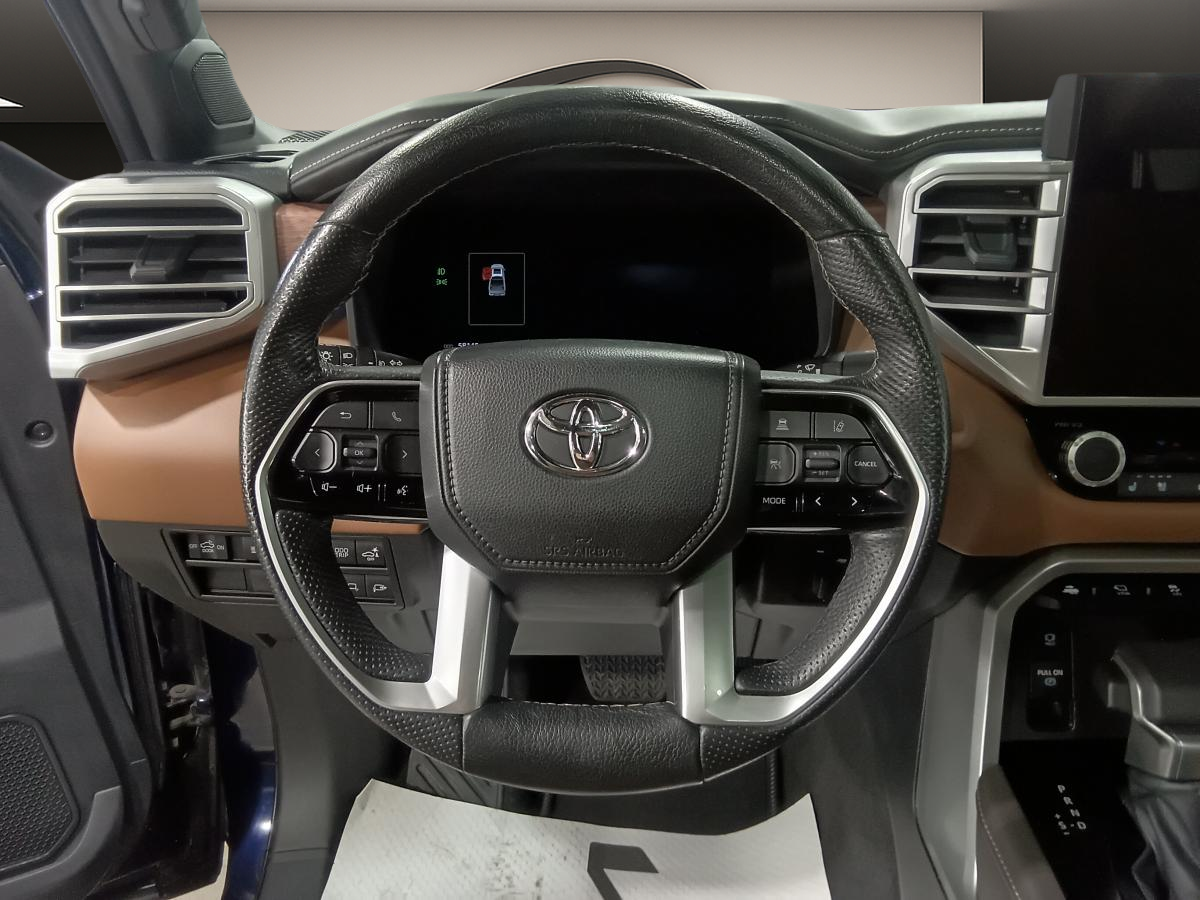 2022 Toyota Tundra Hybrid - Image 14